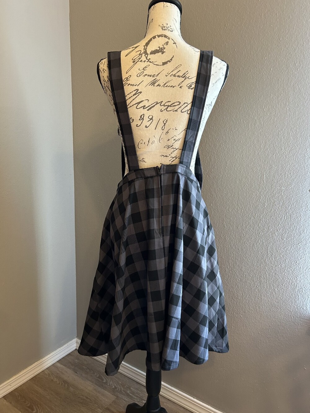 NWT Hot Topic (Plus) 3X Plaid Skirtall - Picture 2 of 4